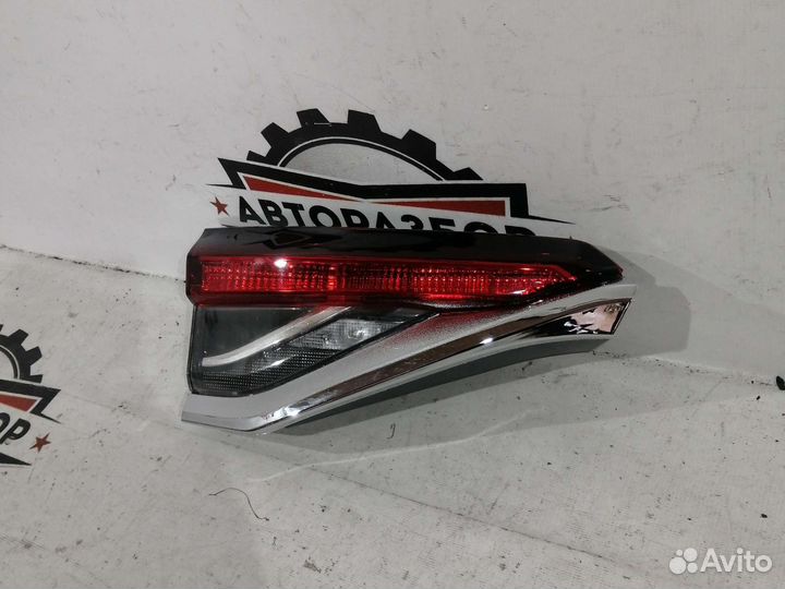 Фонарь задн внутрен левый toyota corolla 210 19-22