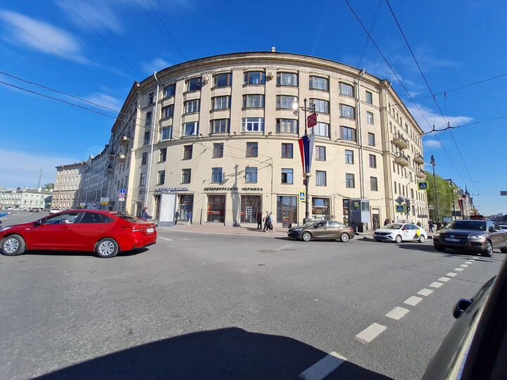 Общепит, Торговля напротив метро 93 м²