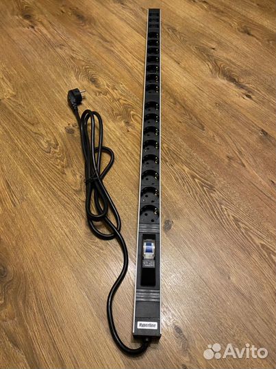 Блок розеток Hyperline