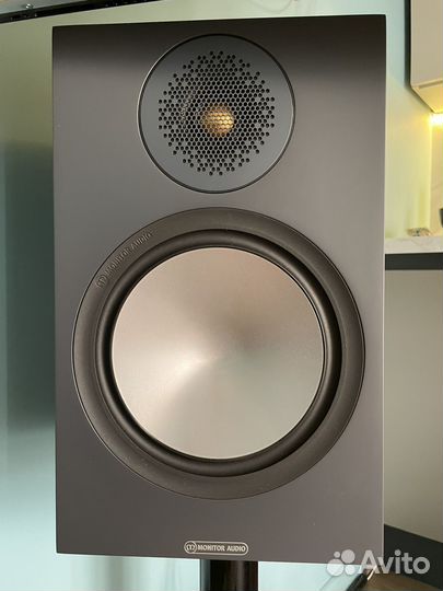 Полочные колонки Monitor Audio Bronze 100 6g