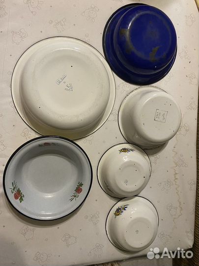 Металлическая тарелка