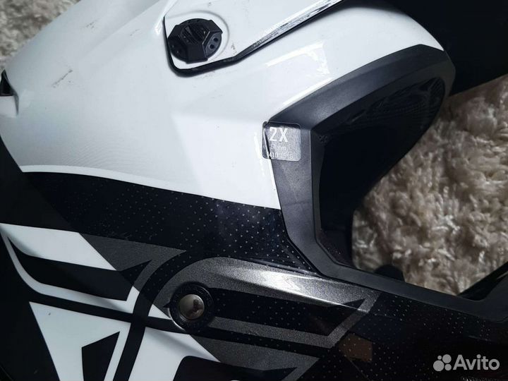 Шлем для мотокросса Fly