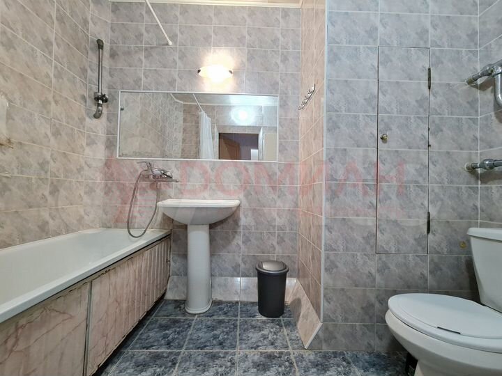 3-к. квартира, 84 м², 2/10 эт.