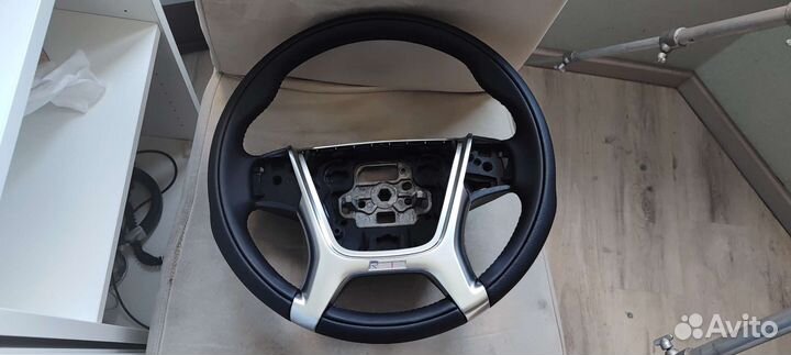 Рулевое колесо R-design для Вольво S80 XC70 XC60