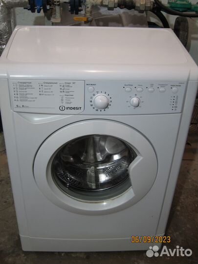 Стиральная машина Indesit 5кг