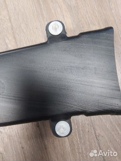 Дефлектор Bmw X5 4.8I E70 N62N 4.8I 2008