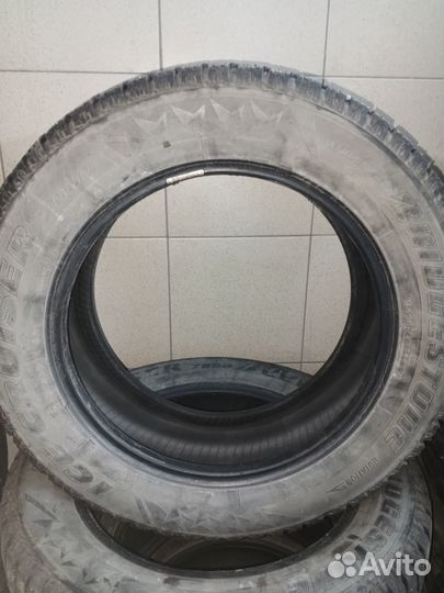 Bridgestone Ice Cruiser 7000 205/60 R16 24E