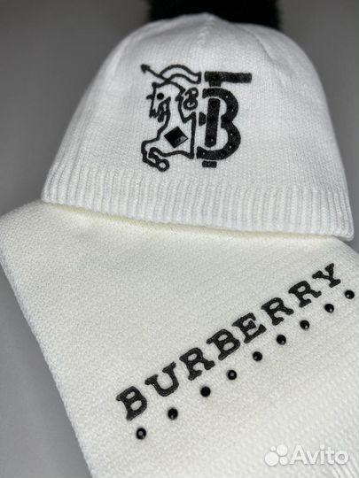 Комплект шапка с шарфом для девочки B.u.r.b.e.r