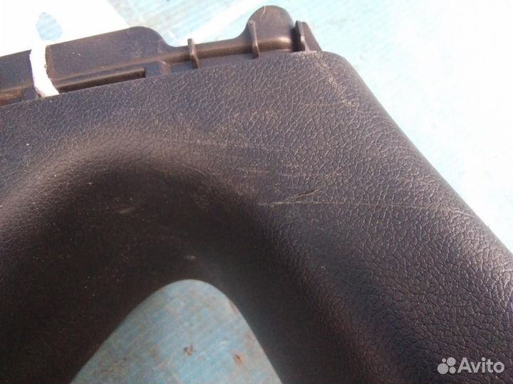 Обшивка задней стойки правая Hyundai Solaris 2010