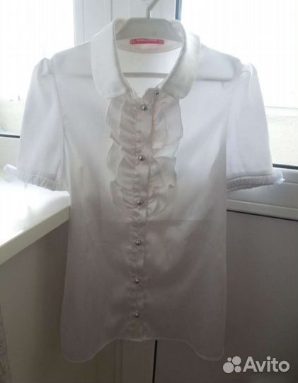 Белая блузка на девочку