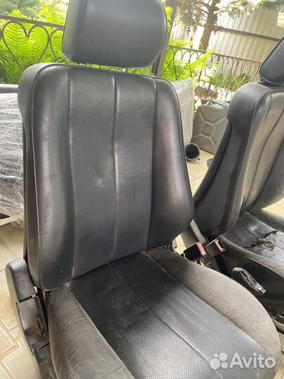 Элементы салона w210