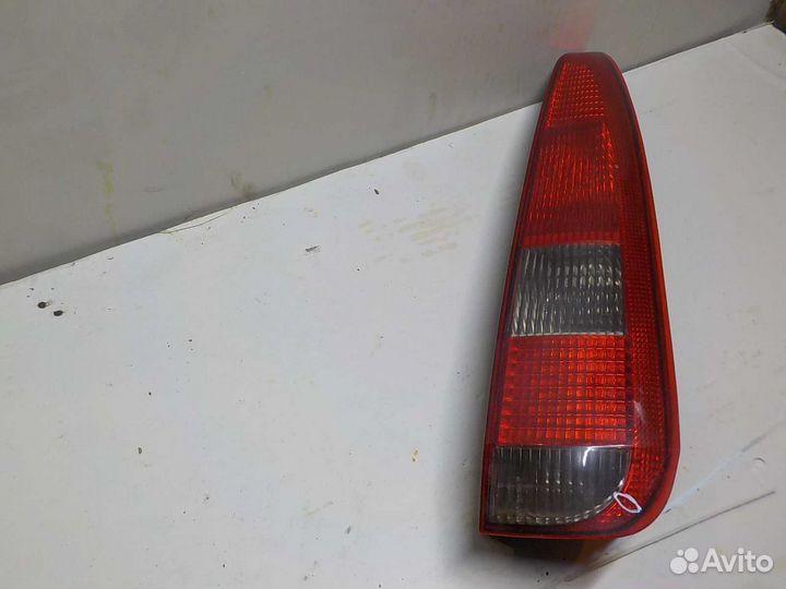 Фонарь задний правый Ford Fusion