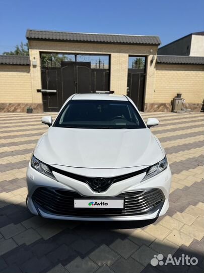 Toyota Camry, 2020