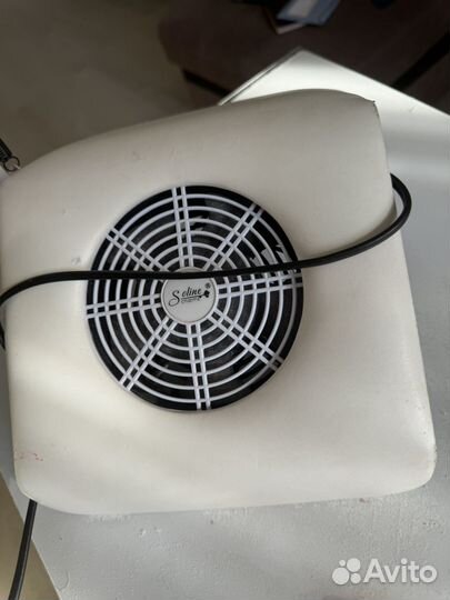 Вытяжка для маникюра