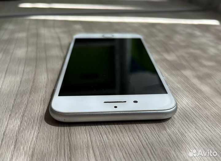 Телефон iPhone 7 32gb