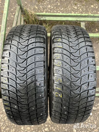 Michelin X-Ice North 3 215/60 R16