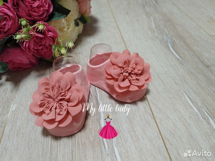 Комплект пинетки и повязка для девочки новое