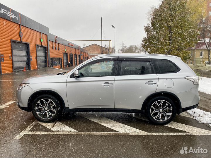 Mitsubishi Outlander 2.4 CVT, 2014, 132 000 км
