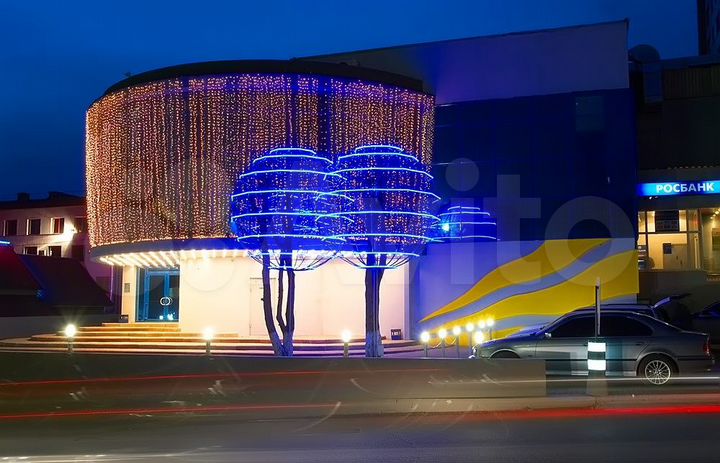 Свободного назначения, 980 м²