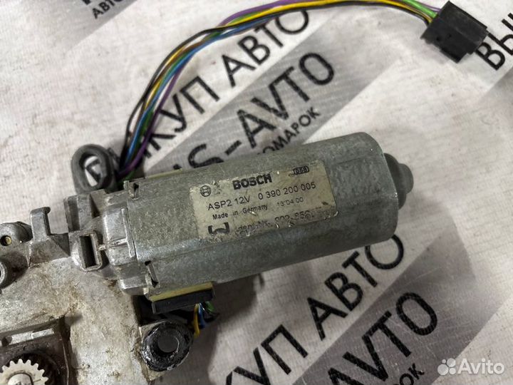 Моторчик люка Mercedes S W220 2001