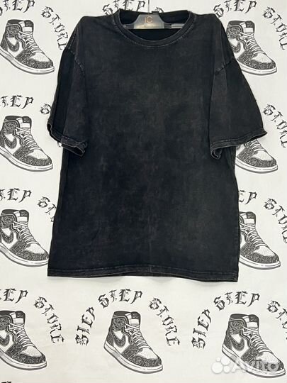 Черная футболка оверсайз