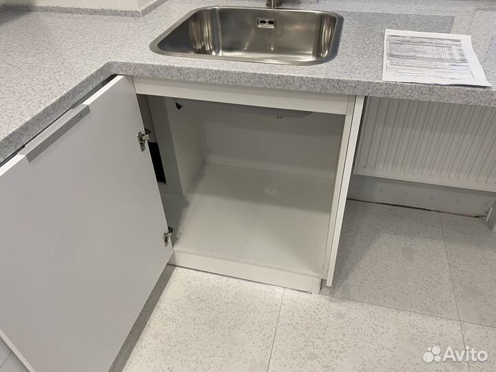 Кухня с фасадами Rehau на заказ под размер