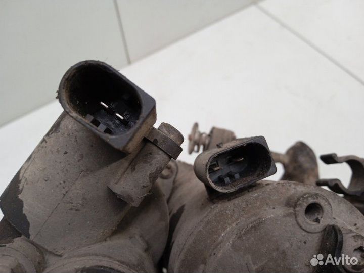 Насос регулировки подвески Mercedes-Benz S-Class