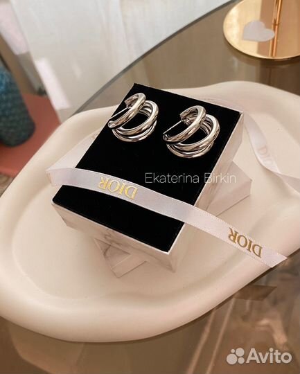 Серьги кольца акцентные цвет серебро