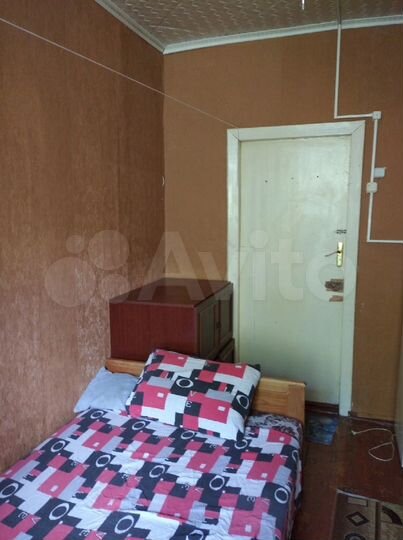 Комната 10 м² в 6-к., 4/4 эт.