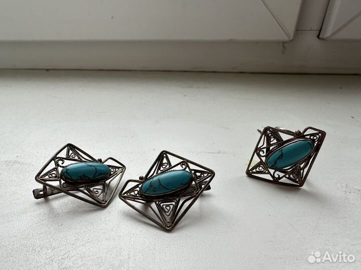 Серьги и кольцо с бирюзой в серебре