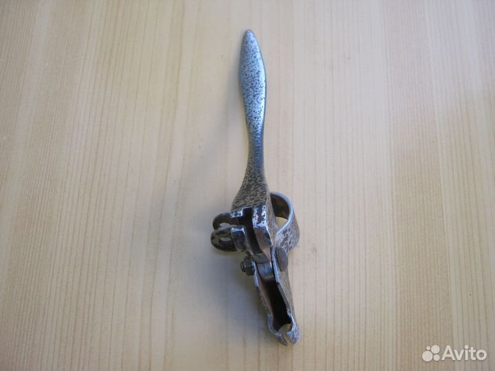 Для старинного мотоцикла К-55