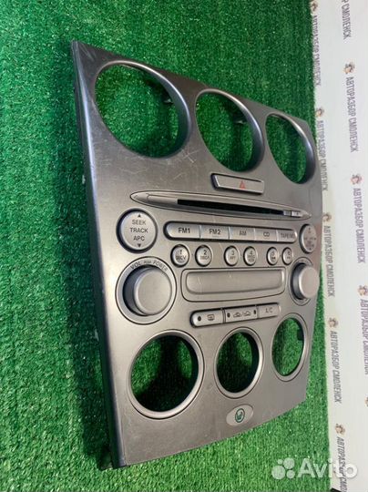 Рамка магнитолы Mazda 6 GG (2002—2005)