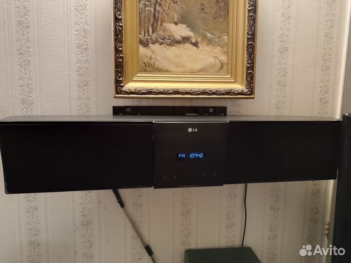 Саундбар LG HLT45W
