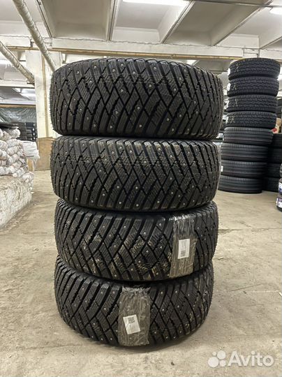 Goodyear Ultragrip Ice Arctic 215/55 R16 97T