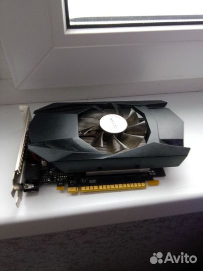 Видеокарта gt740 4gb