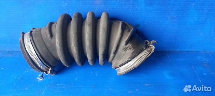 Патрубок дроссельной заслонки Ford Mondeo 4