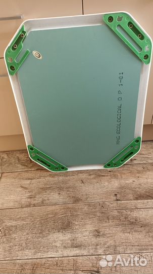 Зеркало настенное