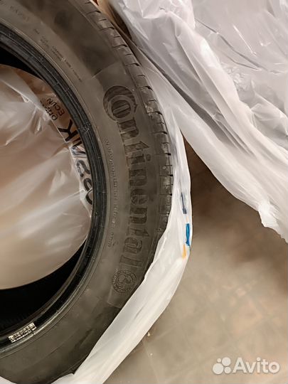 Continental ComTracWinterViking 1 215/55 R17