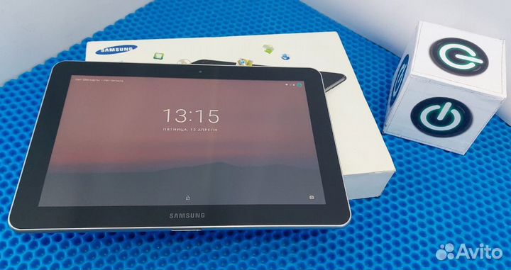 Планшет Samsung Galaxy Tab 10.1 P7500