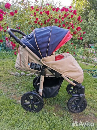 Детская прогулочная коляска