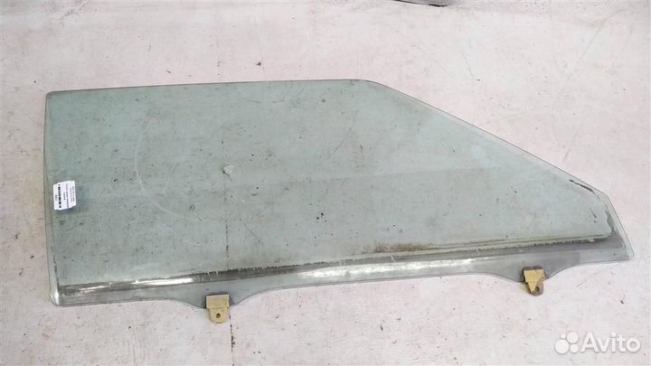 Стекло двери передней правой Mazda 626 GC 83-87г