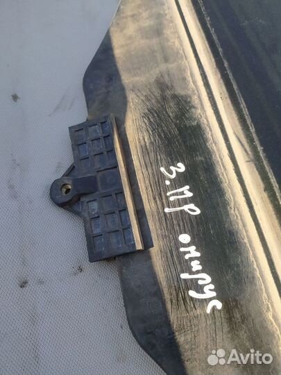 Стекло двери задней правой Kia Quoris I рестайлинг