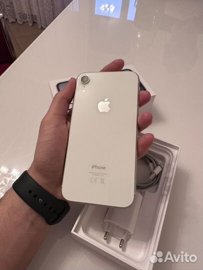 iPhone Xr, 128 ГБ