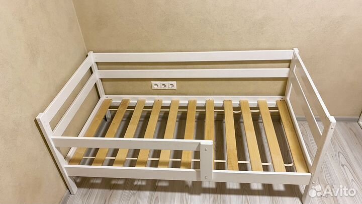 Кровать кровать б/у 80х160