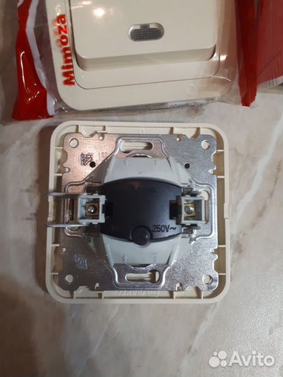 Выключатель одноклавишный