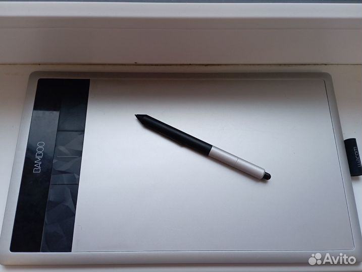 Wacom bamboo CTH-670