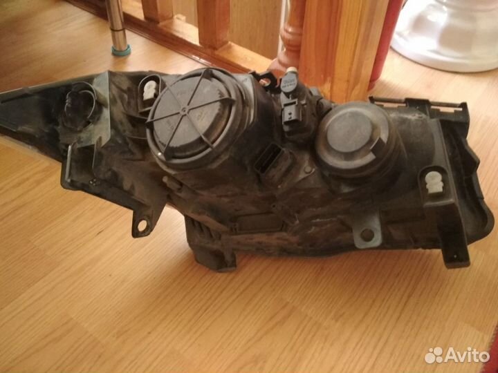 Фара левая Рено Меган 2