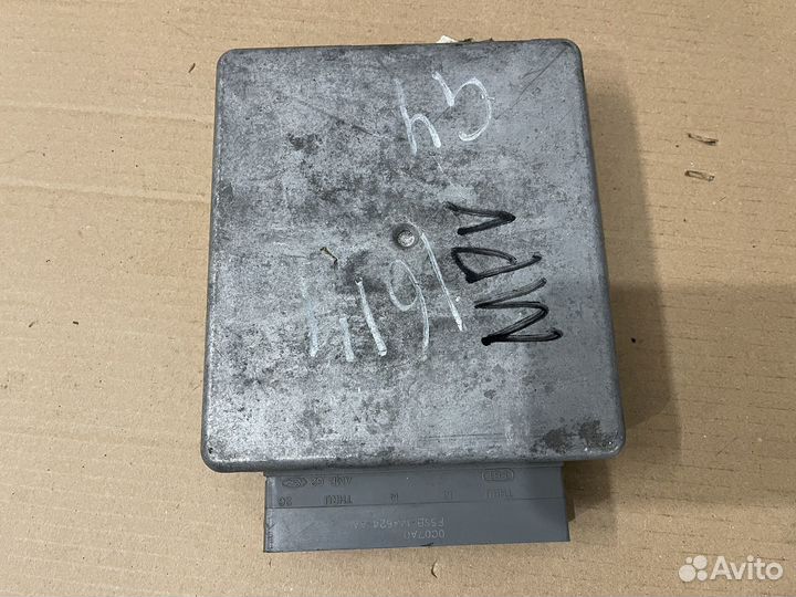 Блок управления двигателем Mazda Mpv 1999- LW5W GY