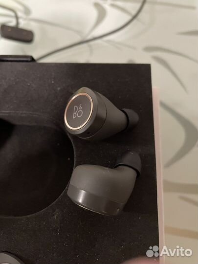 Bang olufsen beoplay e8 оригинал