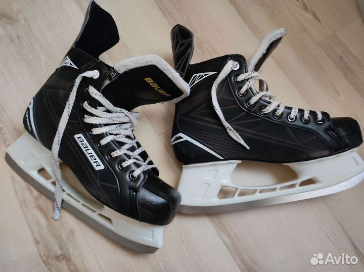 Коньки bauer s140